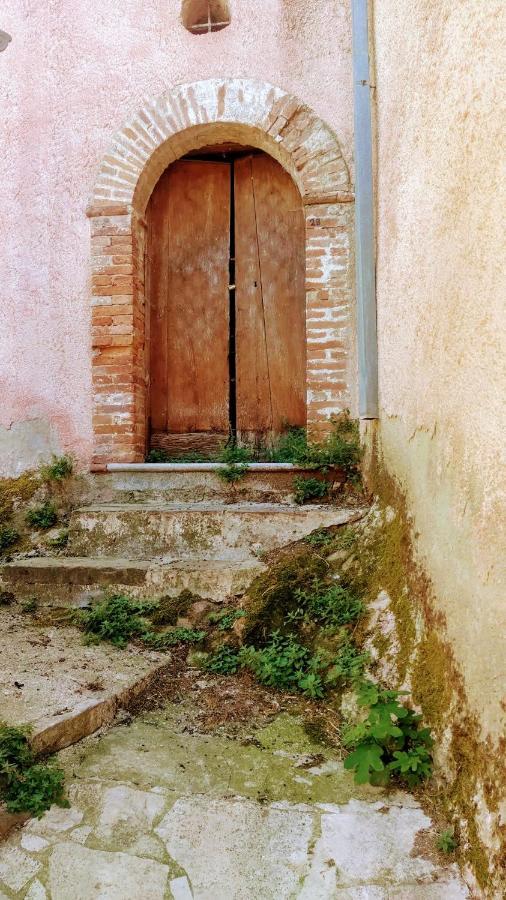 Le Origini Casa In Borgo Tipico Lucano Trivigno Eksteriør bilde